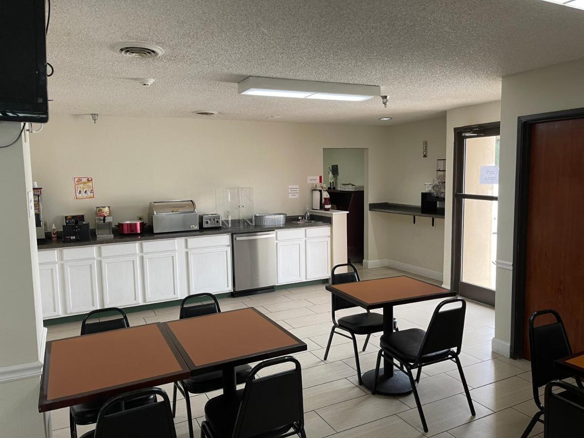 布兰森红屋顶酒店 布蘭森 外观 照片